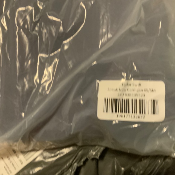 Speak Now Cardigan NWT - Picture 2 of 7